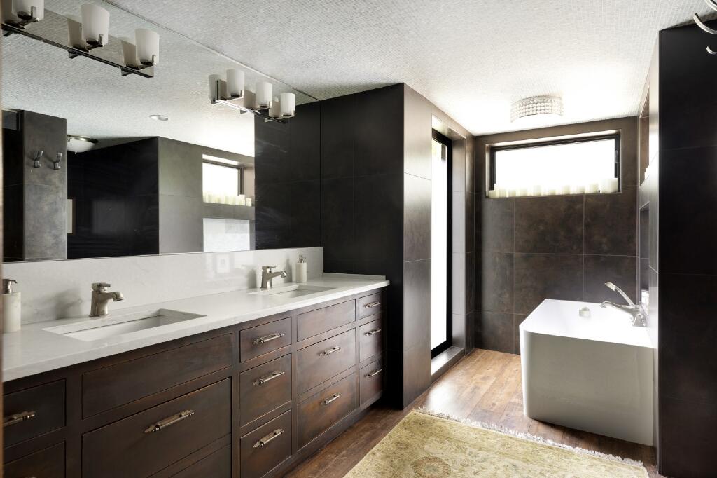 Aulik Design Build: Glen Lake Minnetonka, Bathroom After